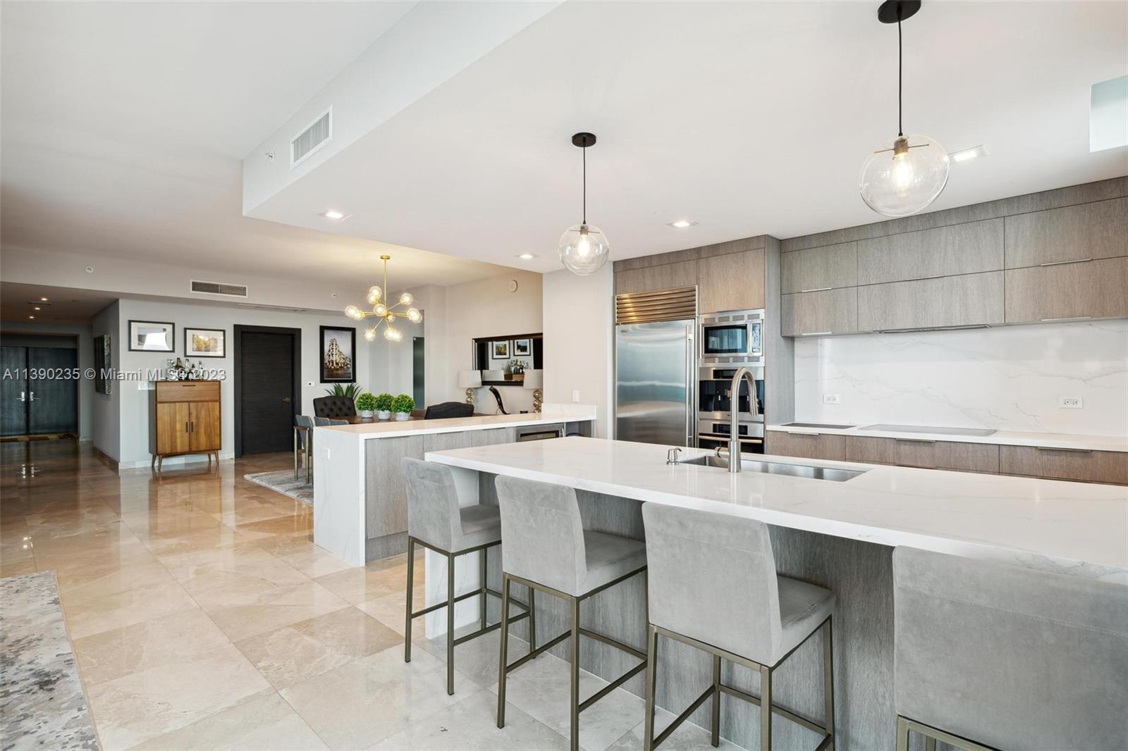 900 Biscayne Blvd # 6009 Unit: PH-6009