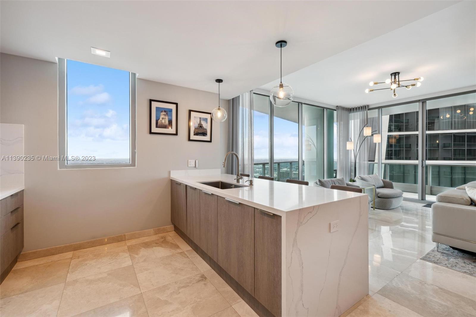 900 Biscayne Blvd # 6009 Unit: PH-6009