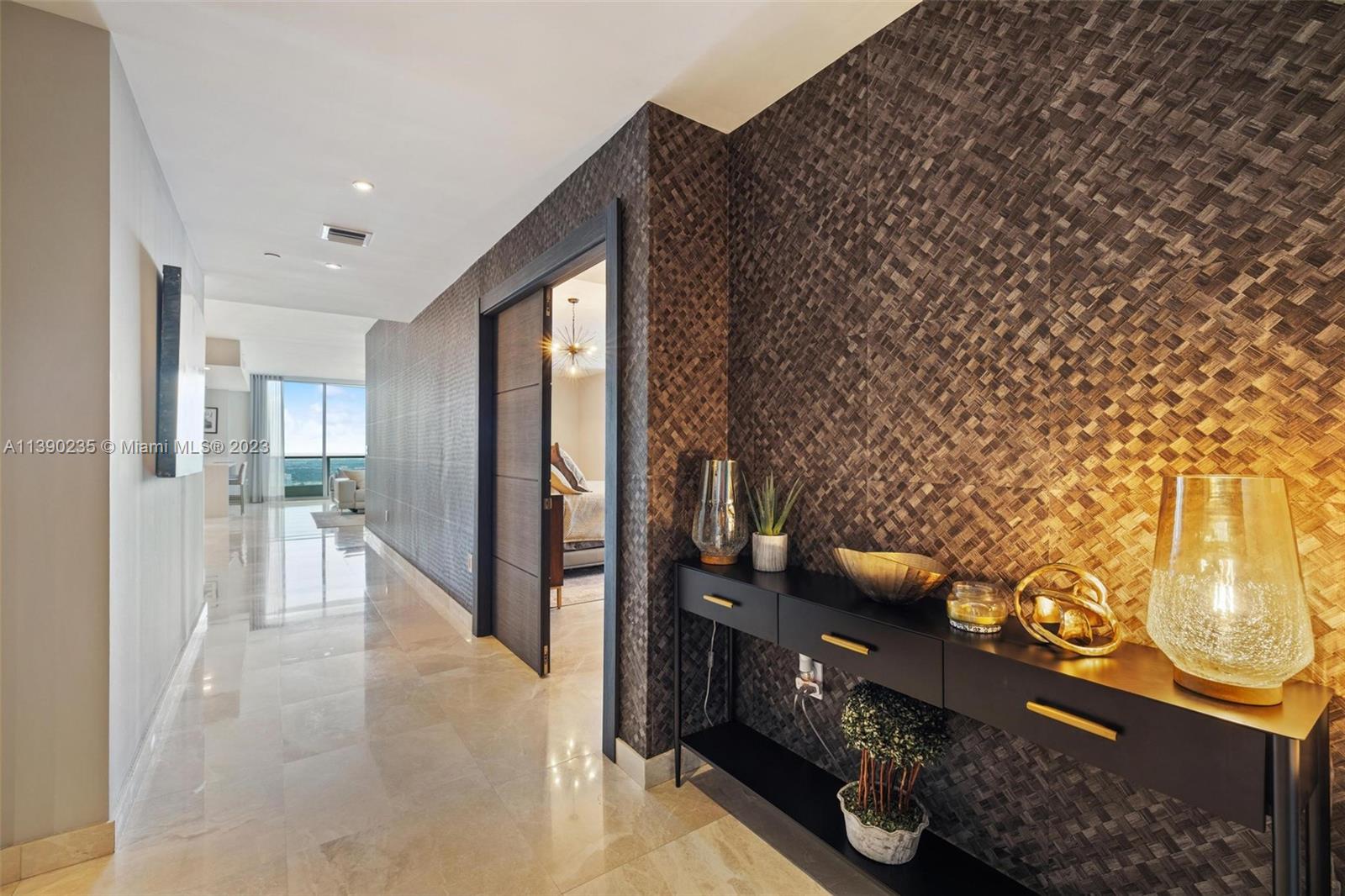 900 Biscayne Blvd # 6009 Unit: PH-6009