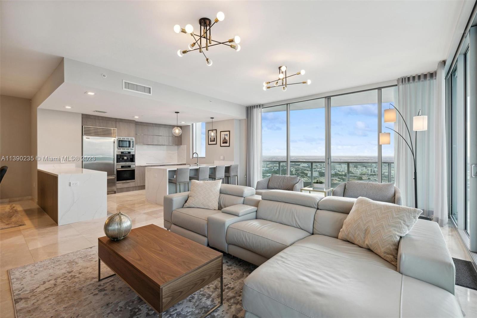 900 Biscayne Blvd # 6009 Unit: PH-6009