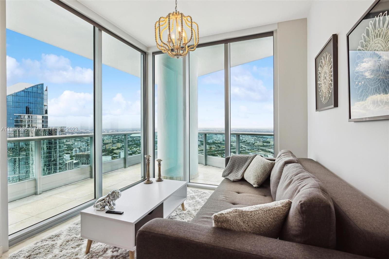 900 Biscayne Blvd # 6009 Unit: PH-6009