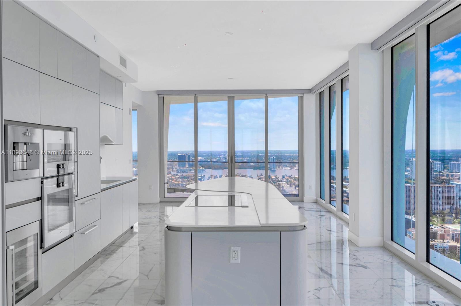 16901 Collins Ave # 4505