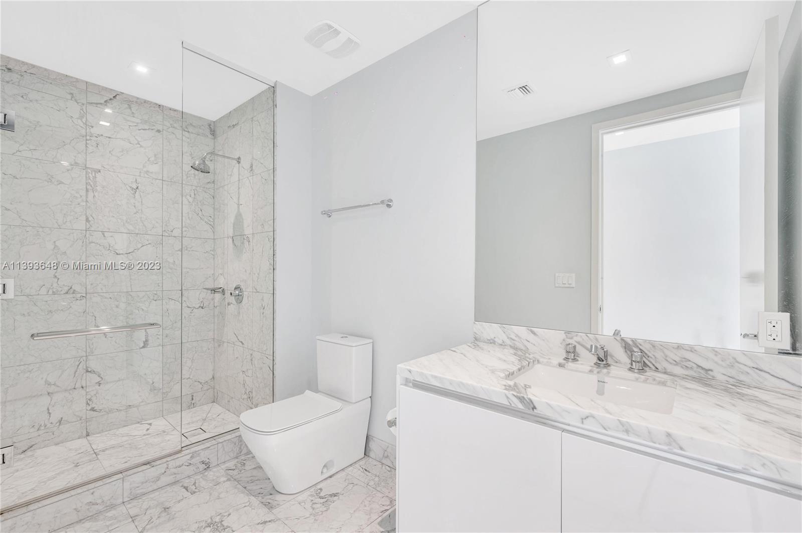 16901 Collins Ave # 4505