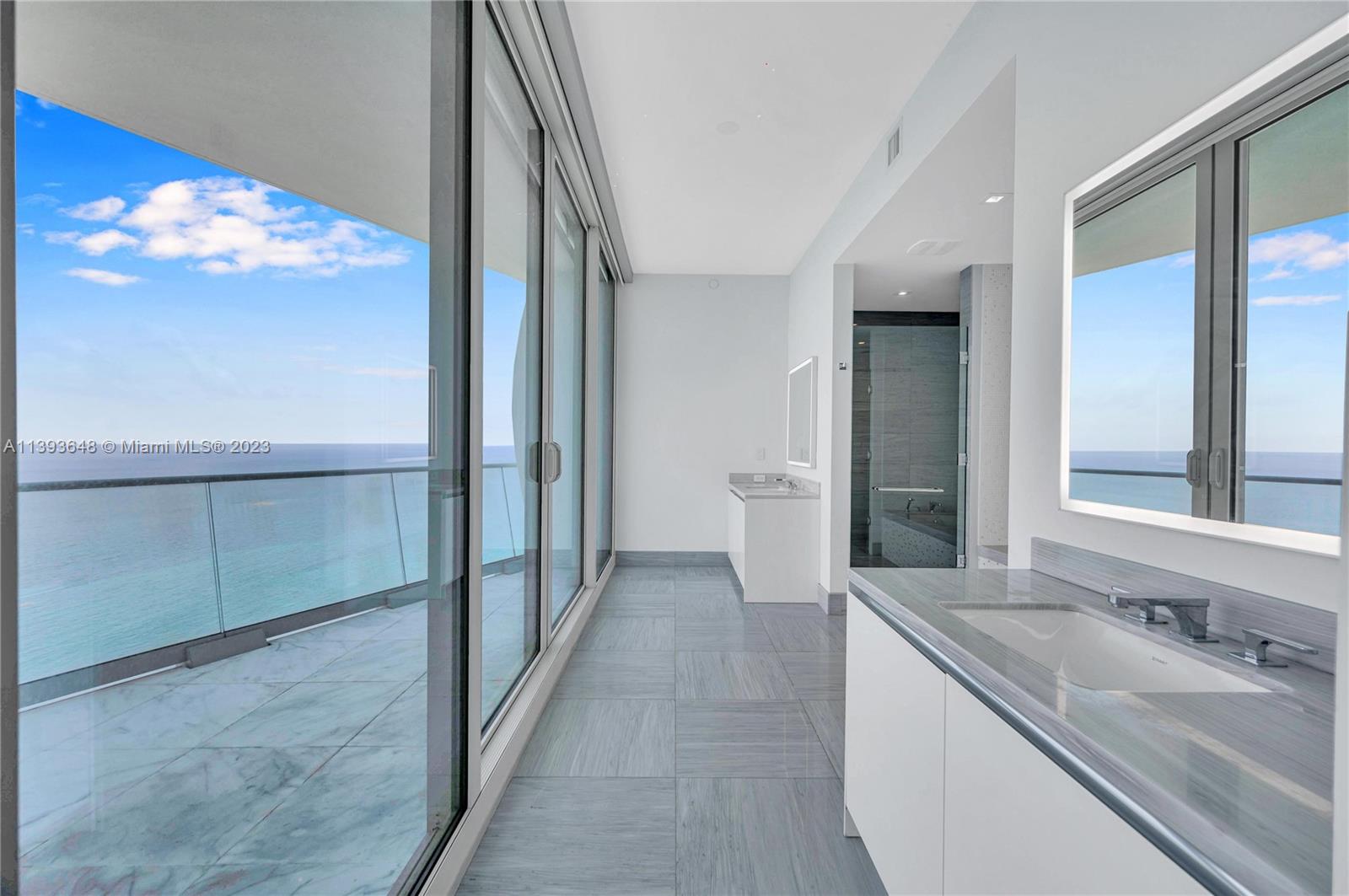 16901 Collins Ave # 4505