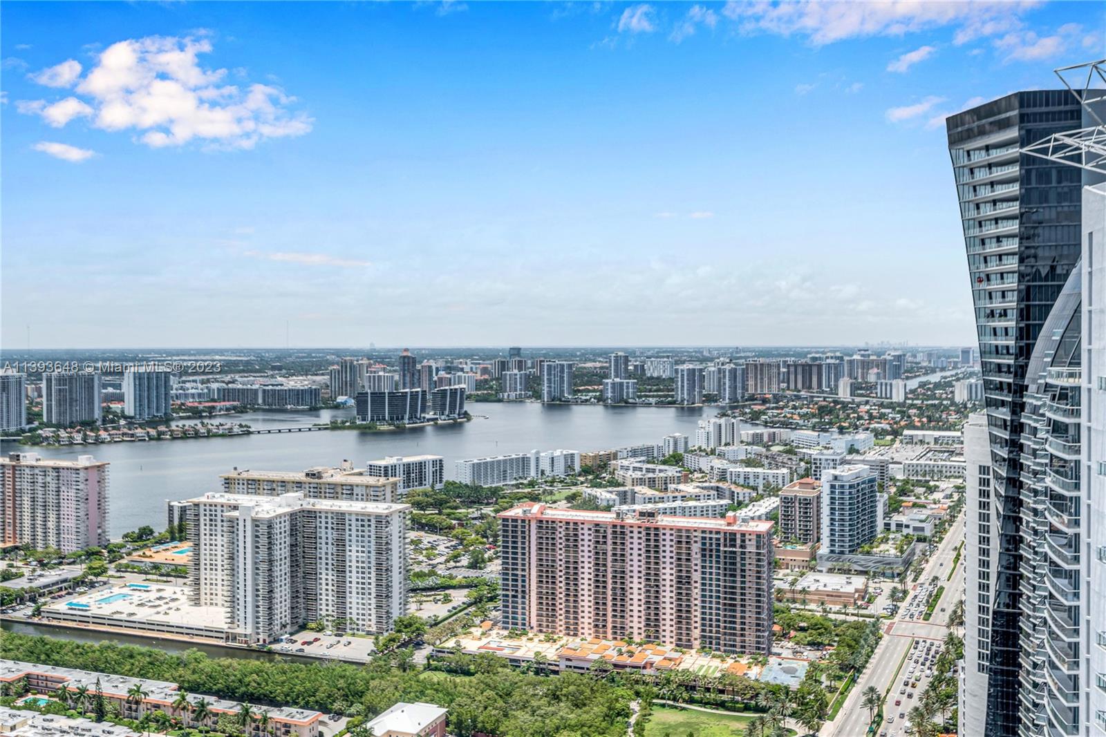 16901 Collins Ave # 4505