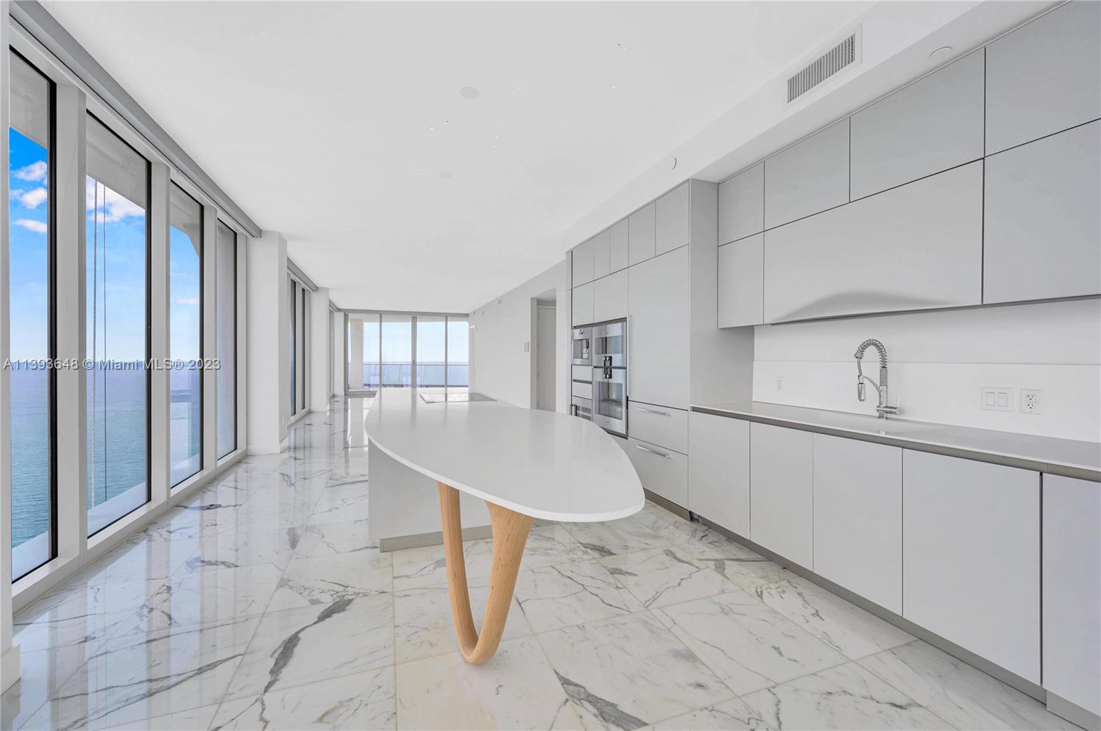 16901 Collins Ave # 4505