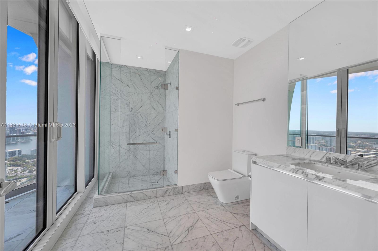 16901 Collins Ave # 4505