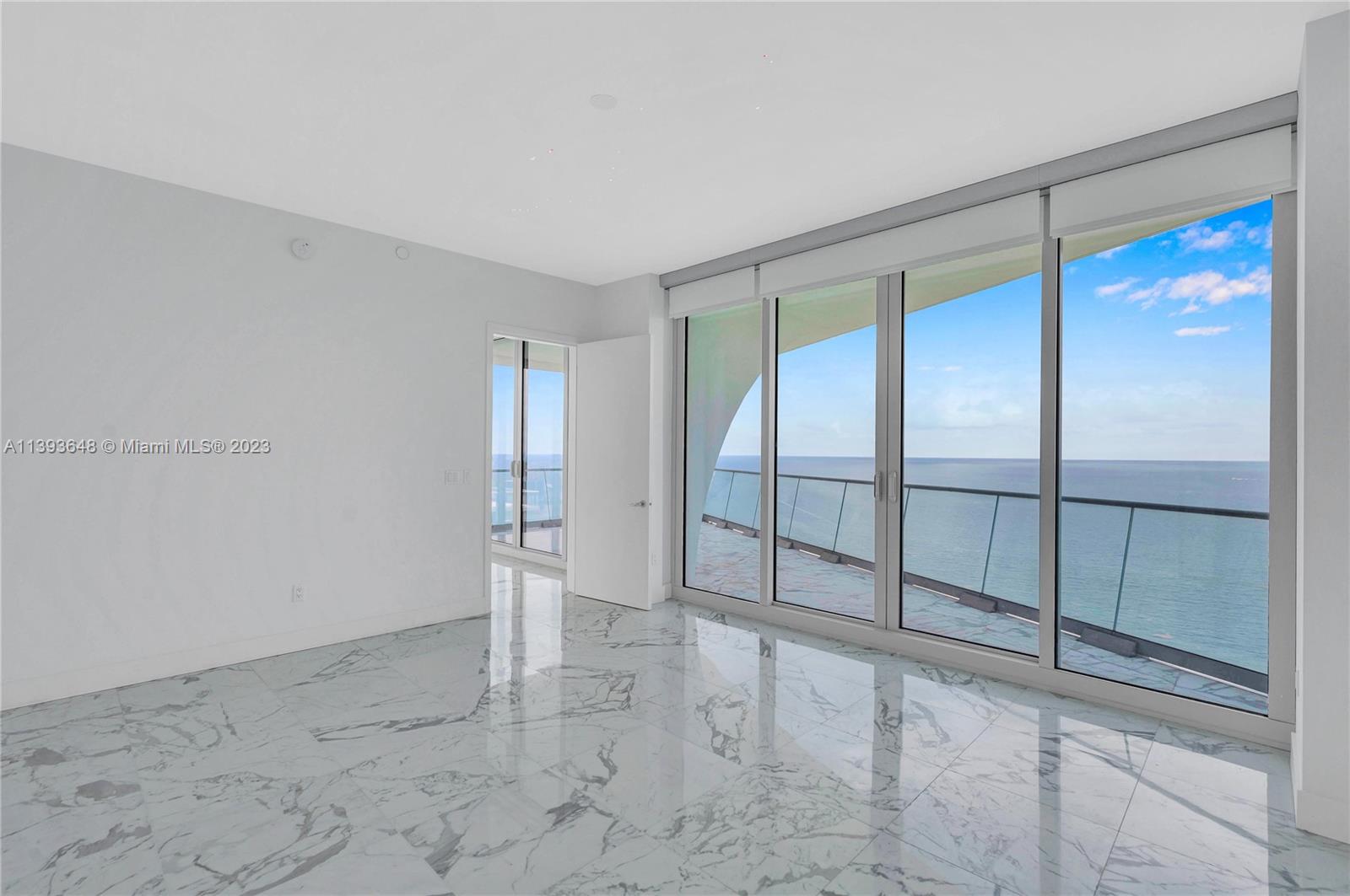 16901 Collins Ave # 4505