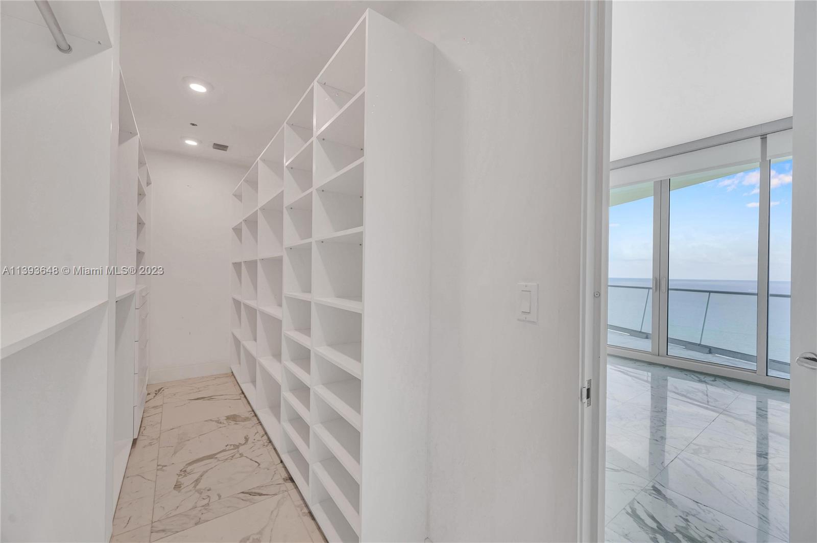 16901 Collins Ave # 4505