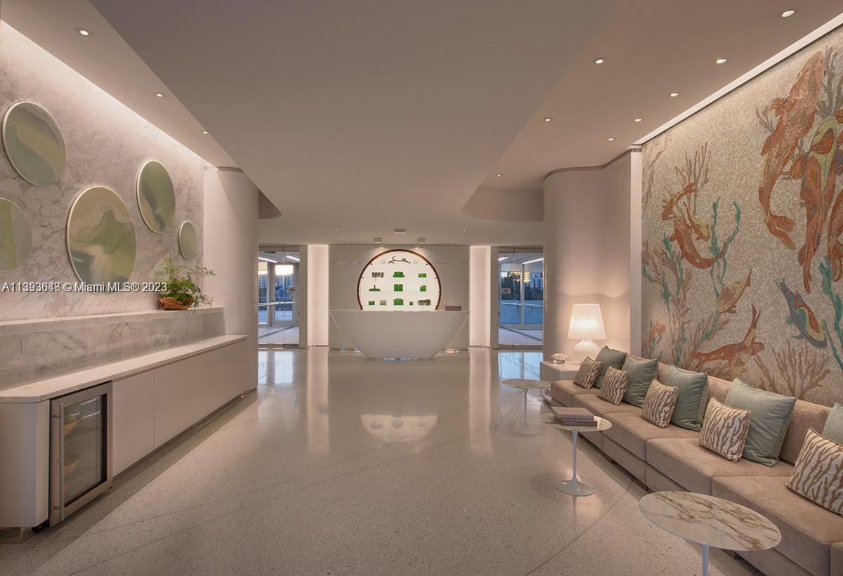 16901 Collins Ave # 4505