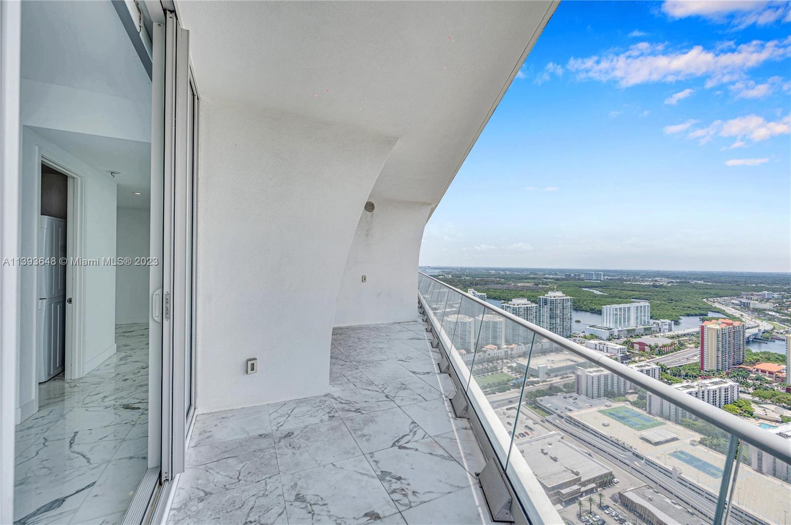 16901 Collins Ave # 4505