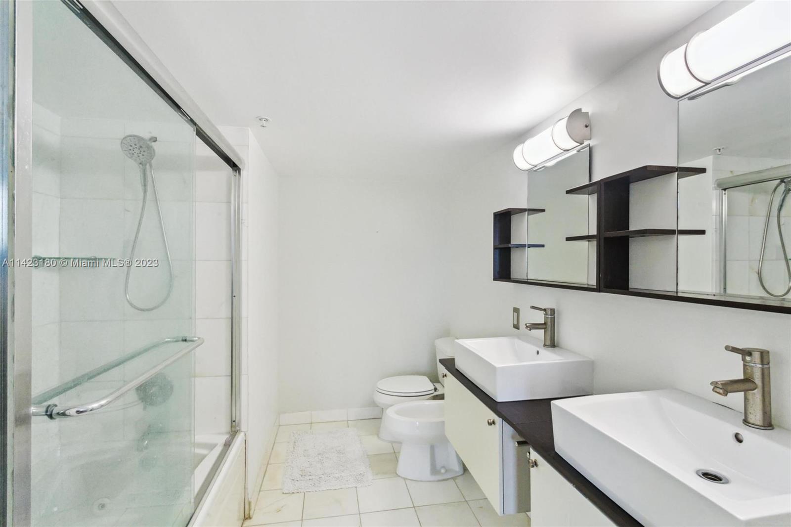 300 Euclid Ave # 206