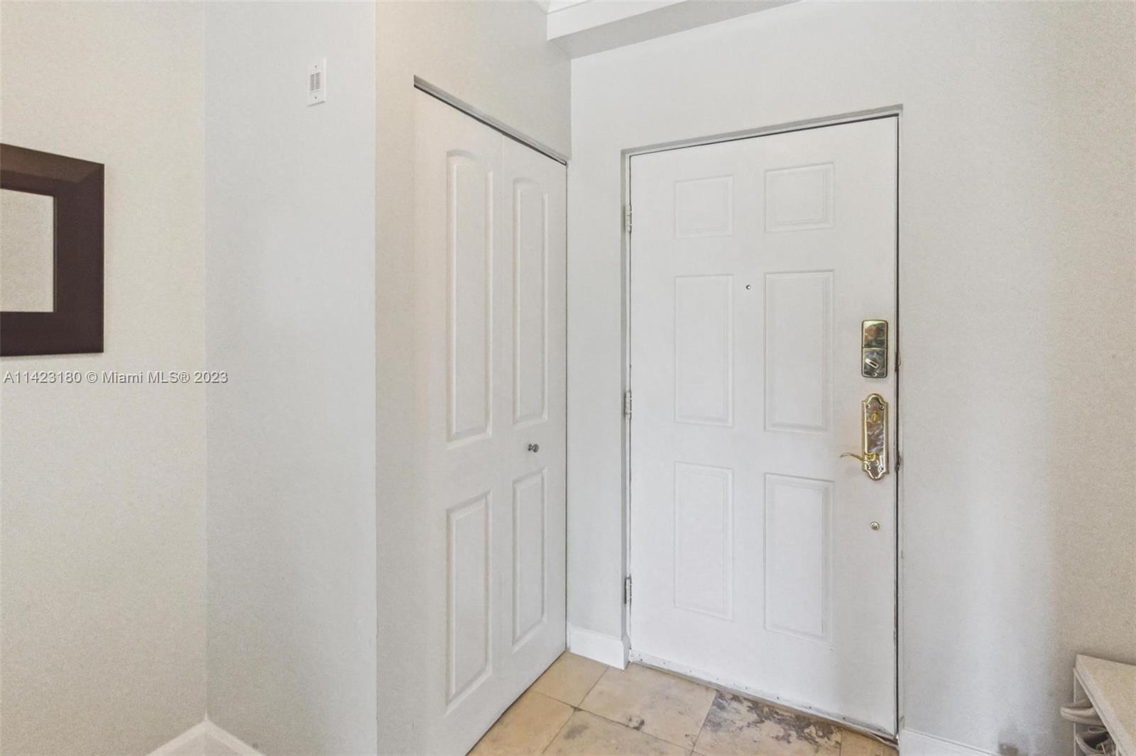 300 Euclid Ave # 206