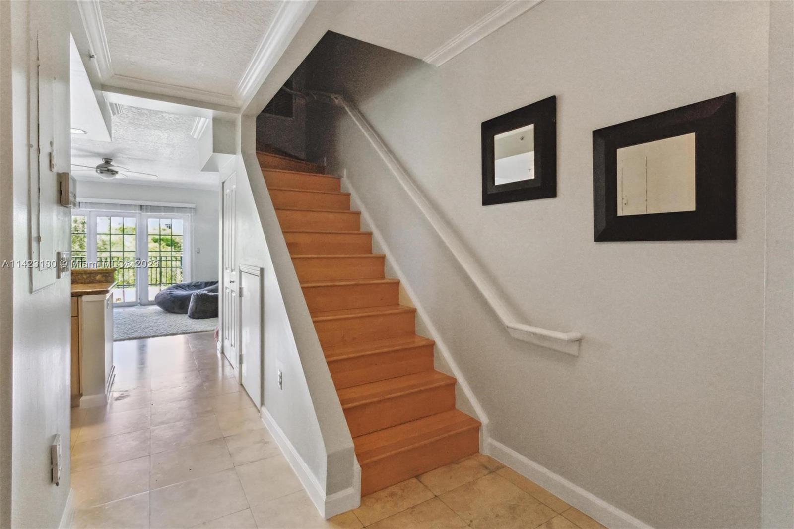 300 Euclid Ave # 206