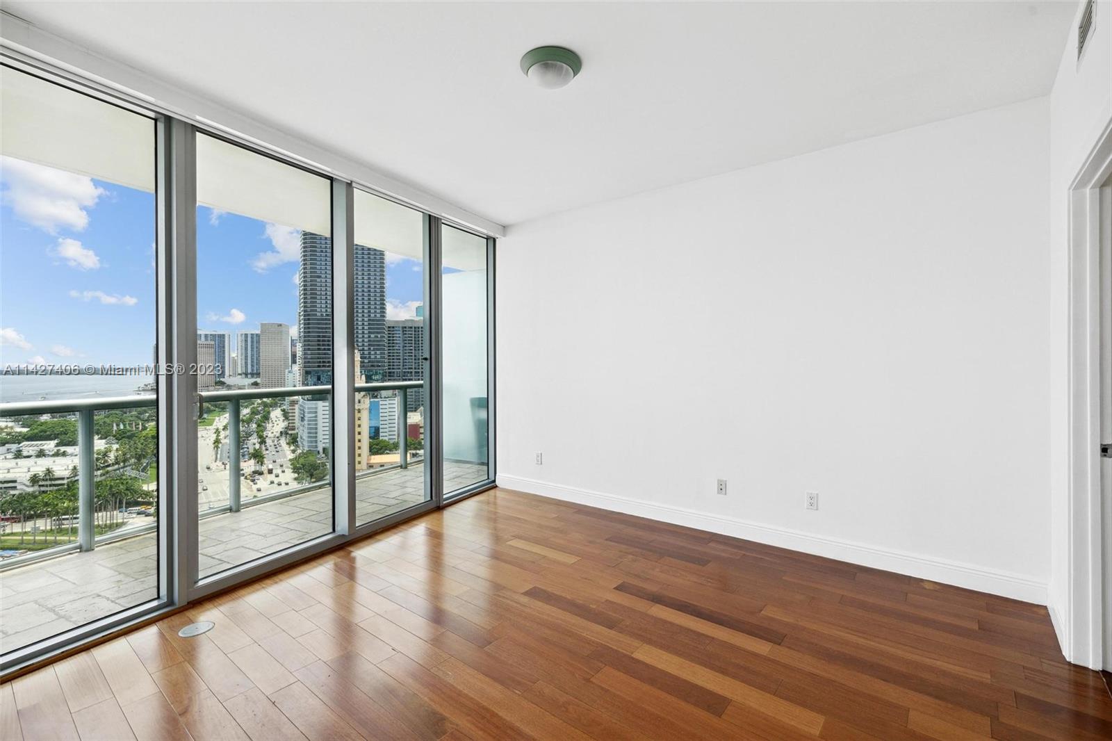 888 Biscayne Blvd # 2208