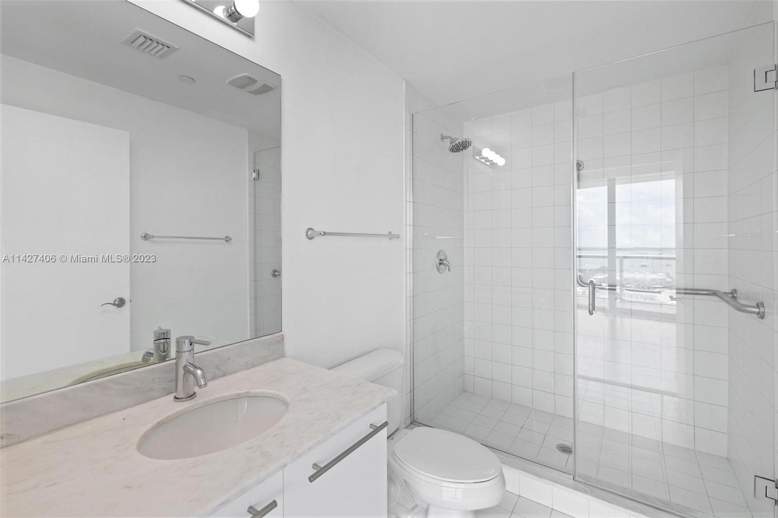 888 Biscayne Blvd # 2208