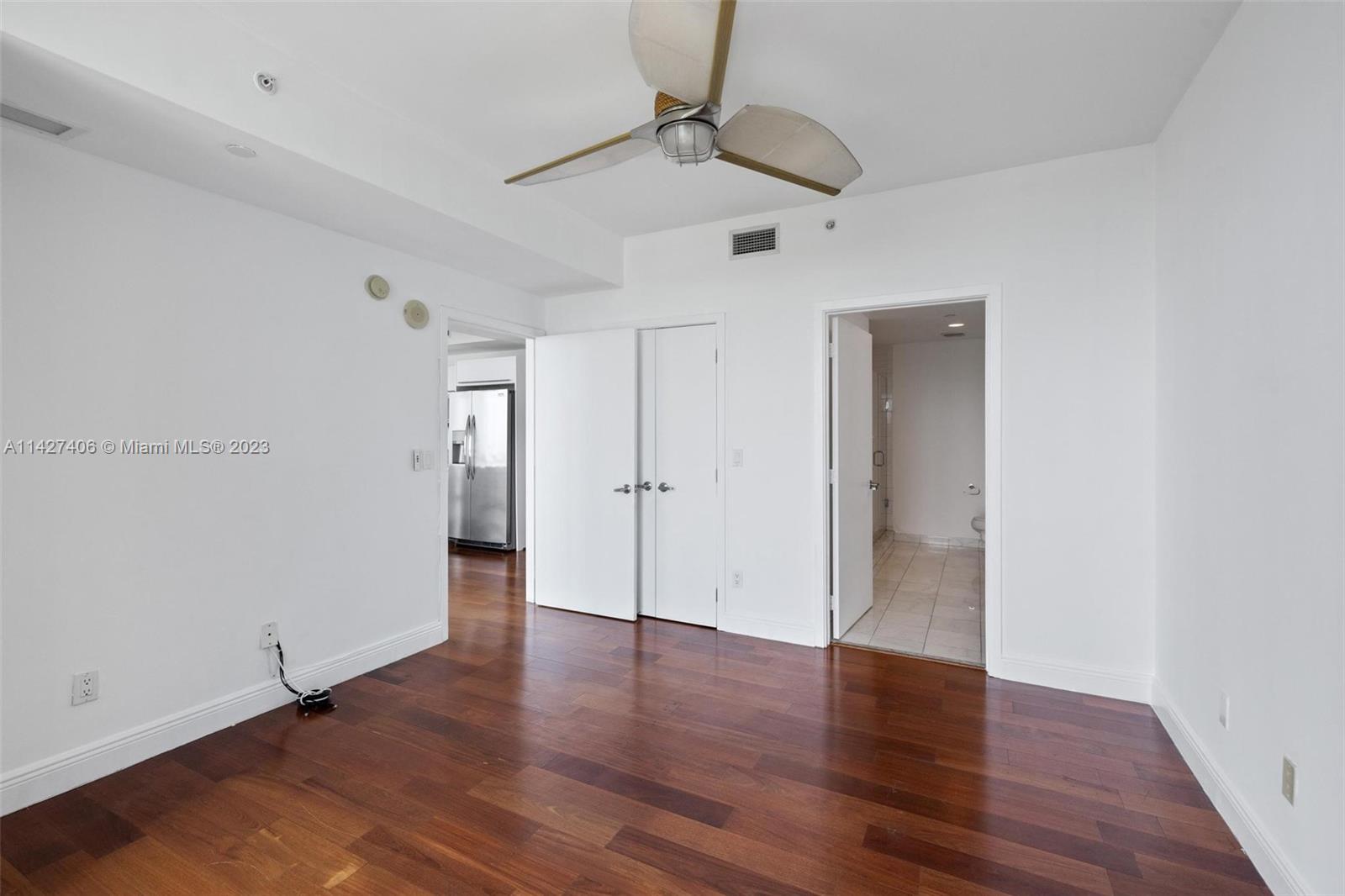 888 Biscayne Blvd # 2208