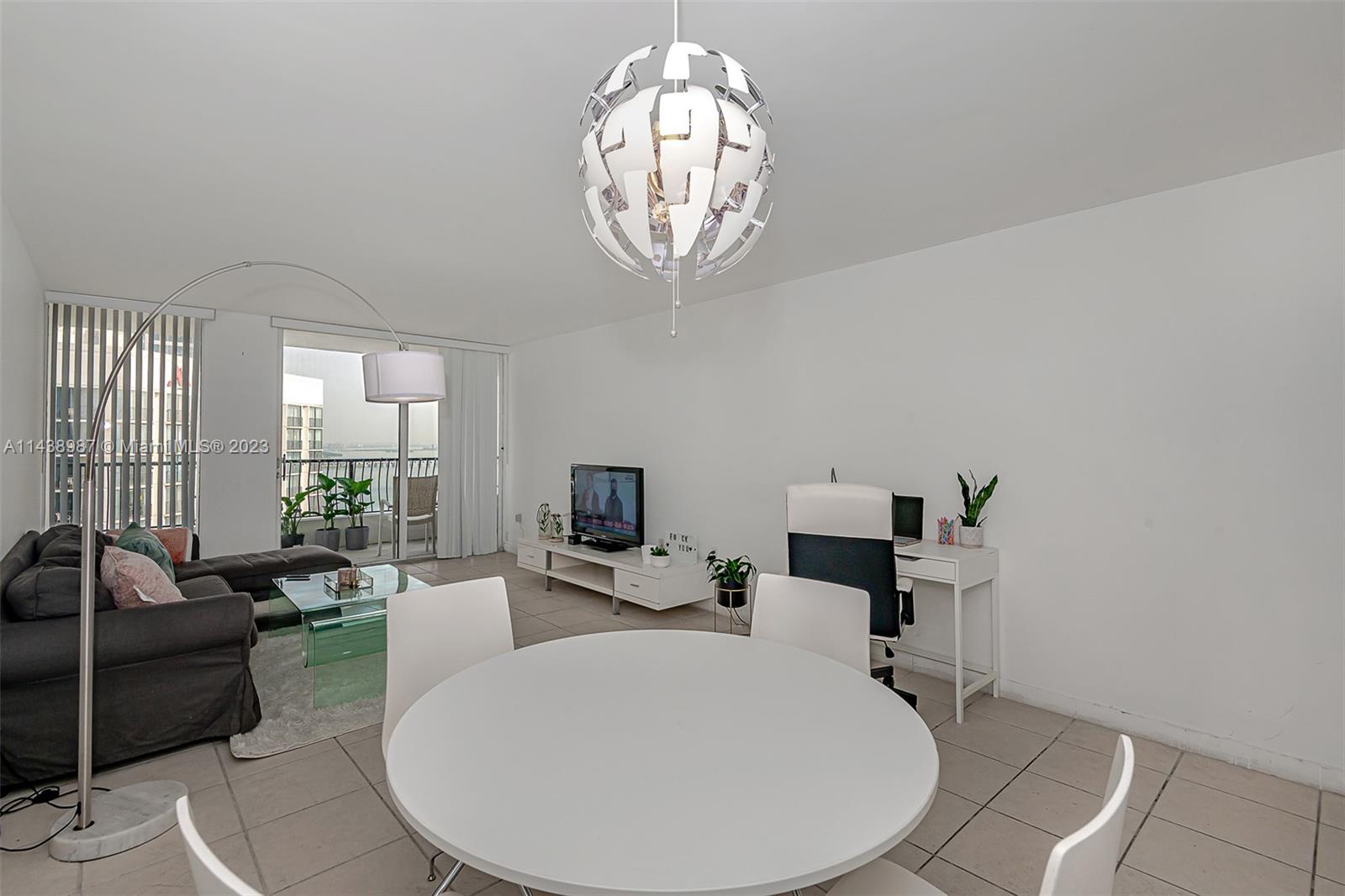 555 NE 15th St # 32E