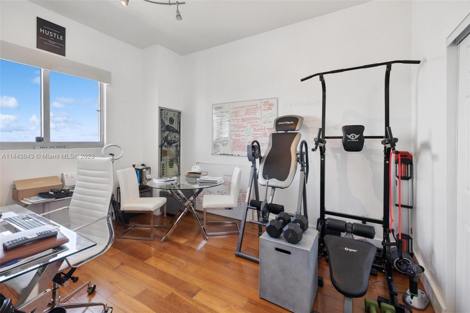 888 Biscayne Blvd # 4904
