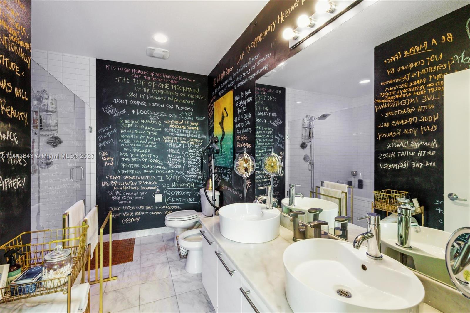 888 Biscayne Blvd # 4904