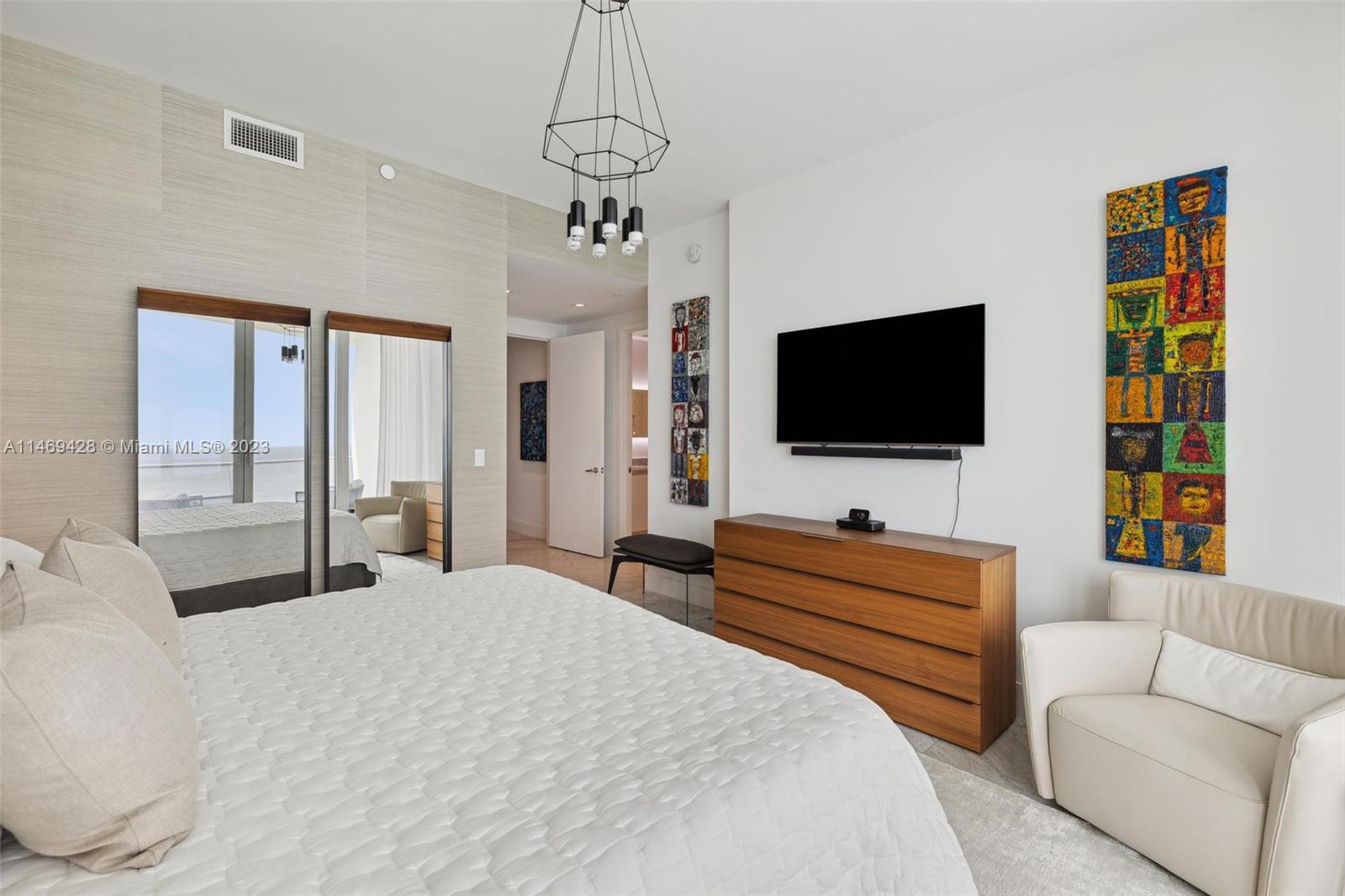 16901 Collins Ave # 1902