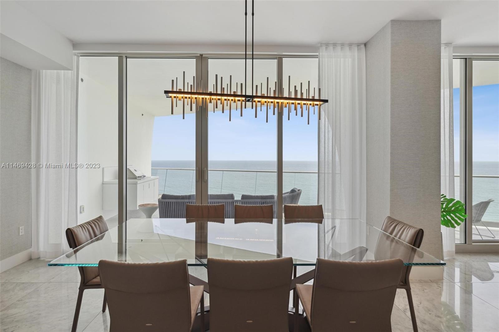 16901 Collins Ave # 1902