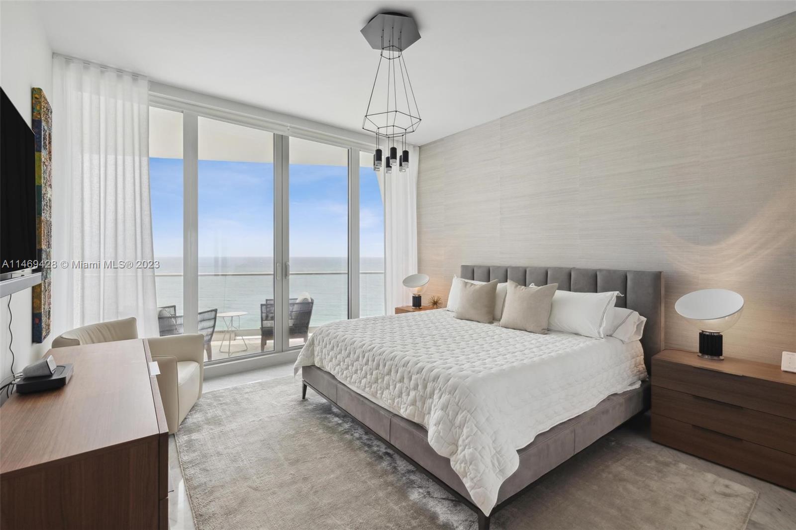 16901 Collins Ave # 1902