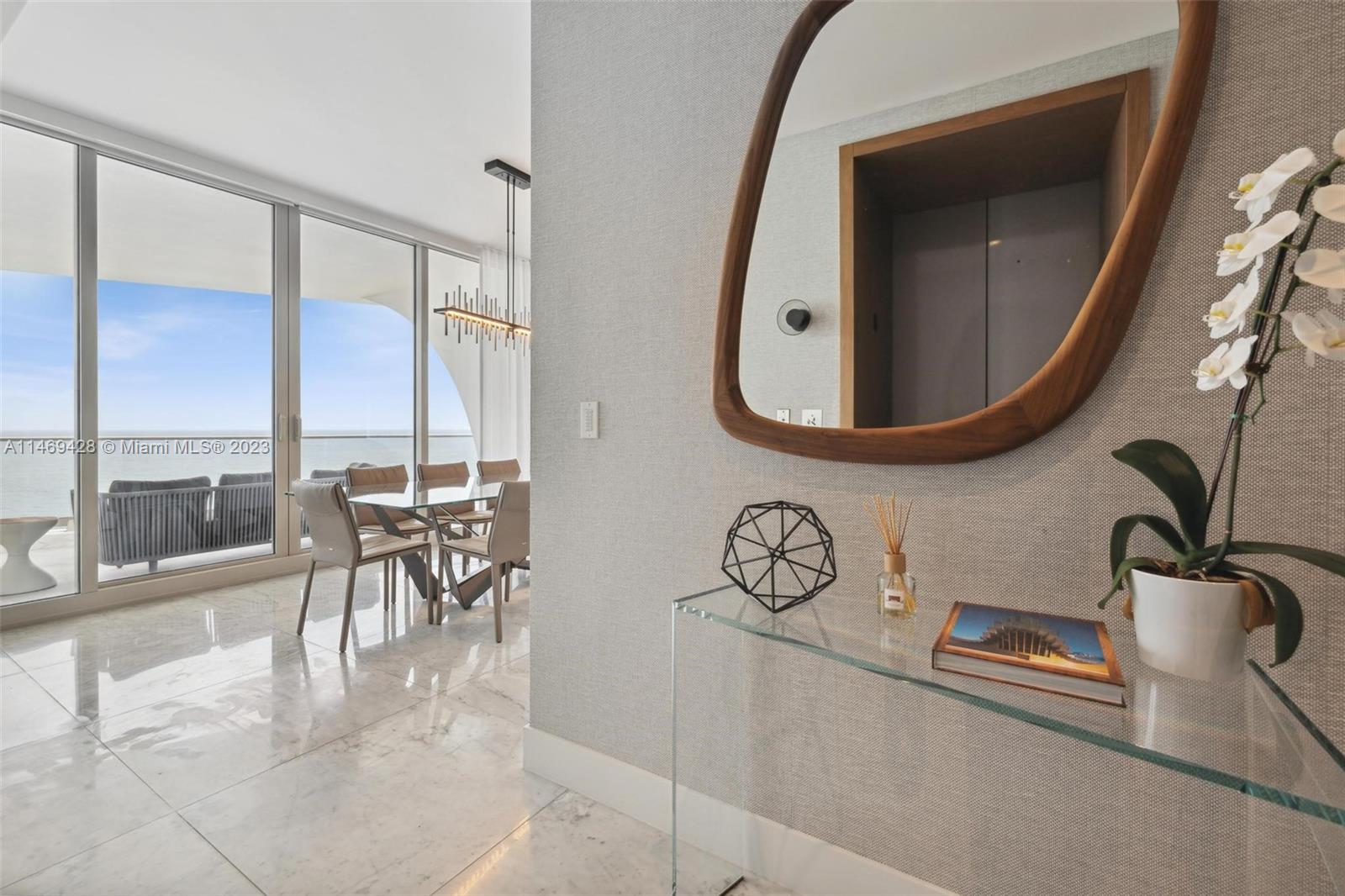 16901 Collins Ave # 1902