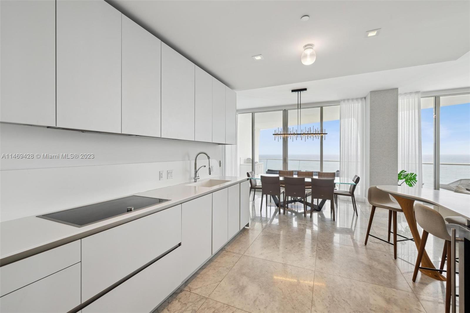 16901 Collins Ave # 1902