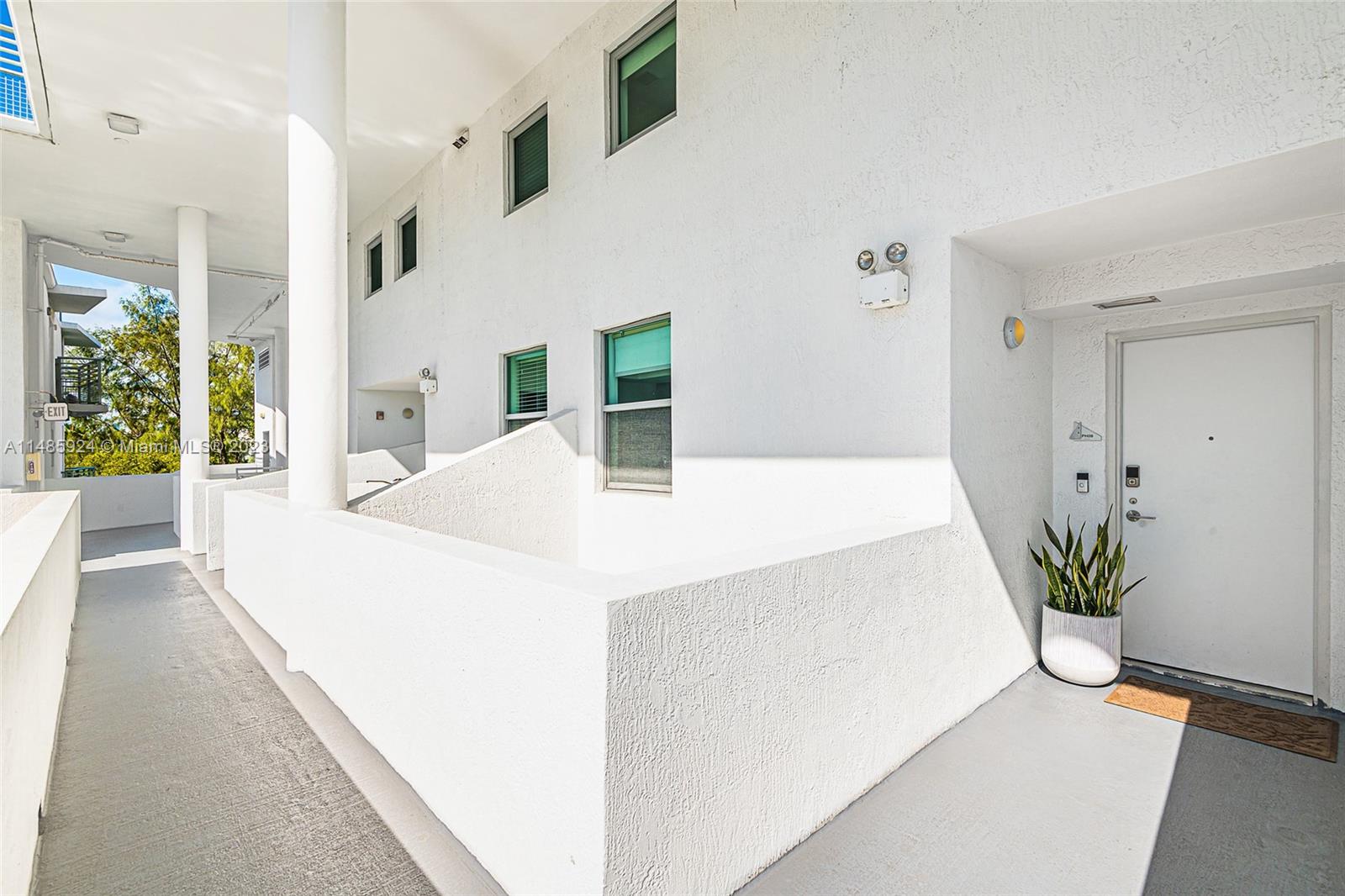 245 Michigan Ave # 9 Unit: LP-9