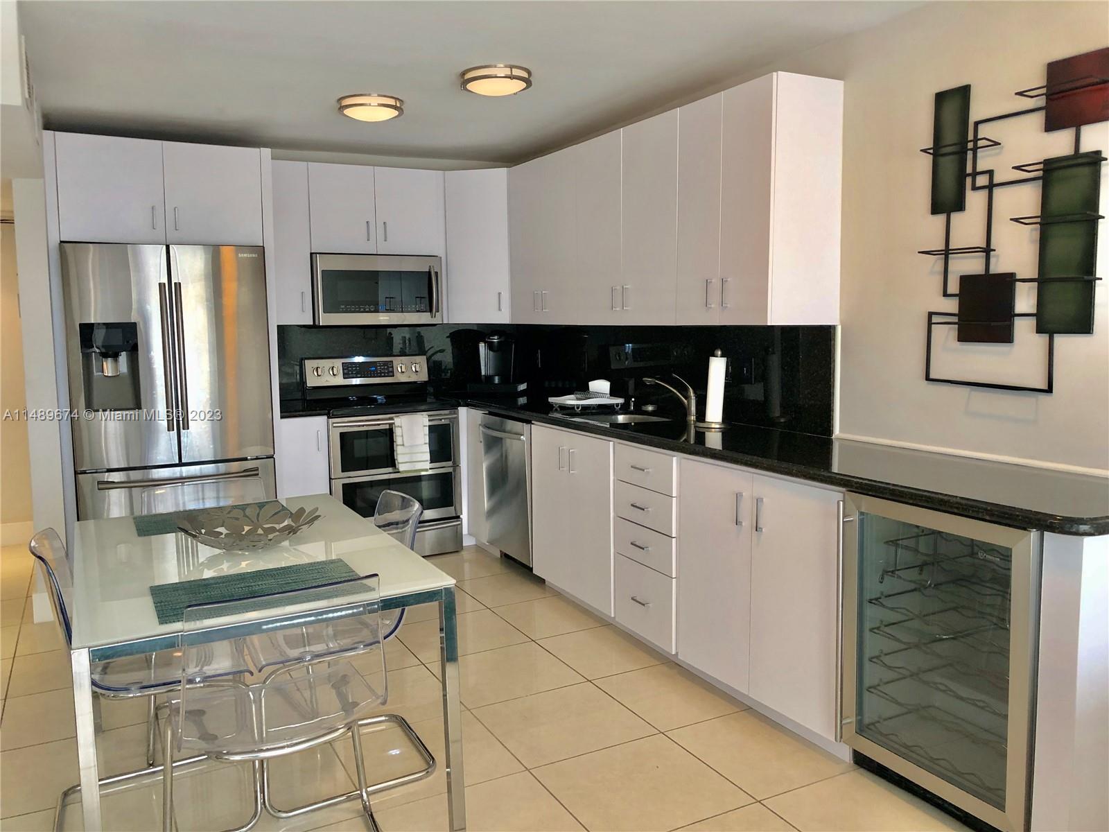 401 Ocean Dr # 1001