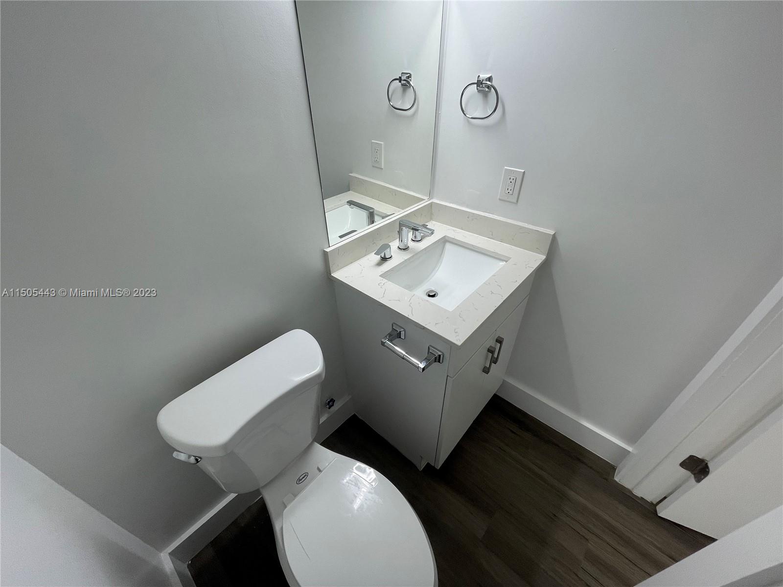 8101 Crespi Blvd # 205