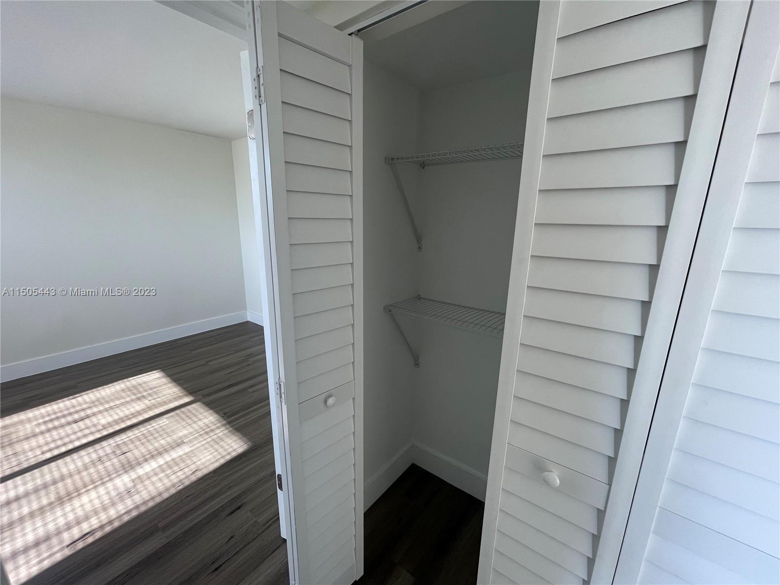 8101 Crespi Blvd # 205