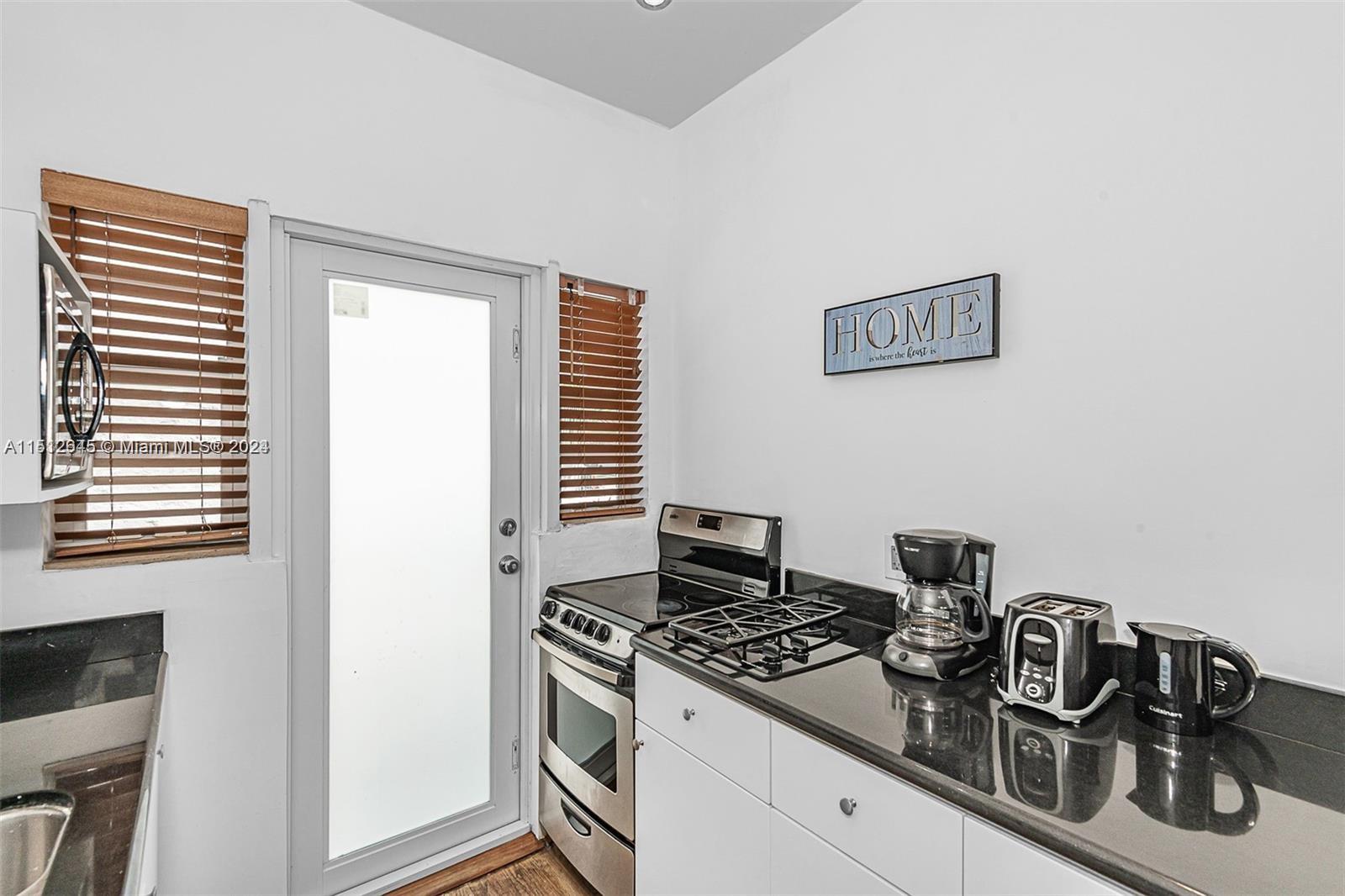 1540 Euclid Ave # 101