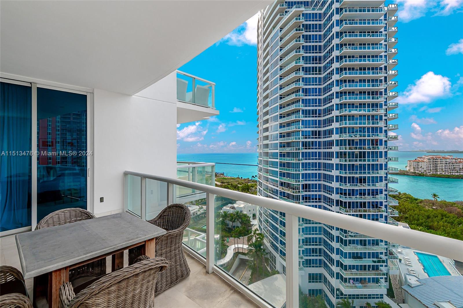 50 S Pointe Dr # 1804