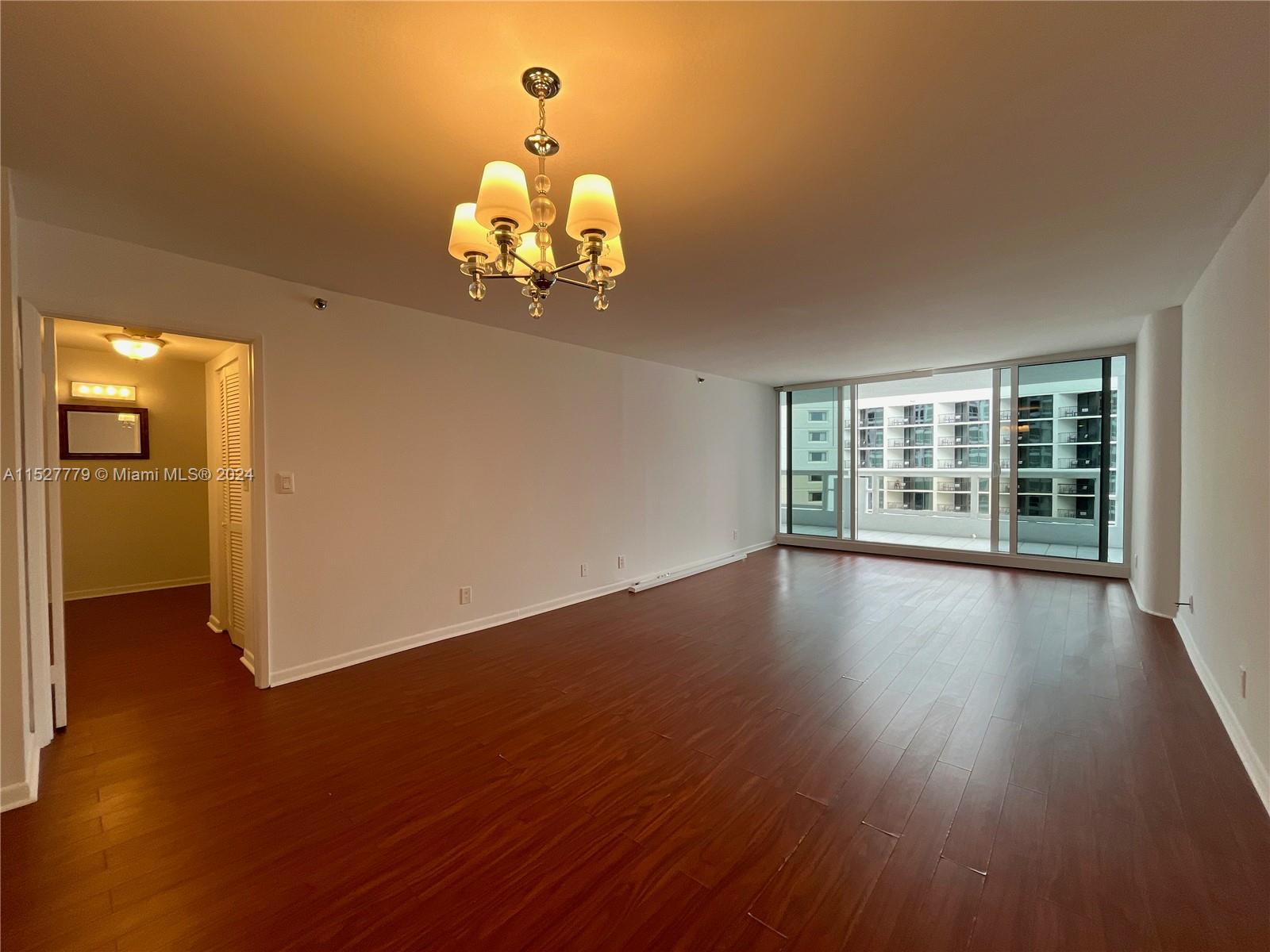 1717 N Bayshore Dr # 3242 Unit: A-3242
