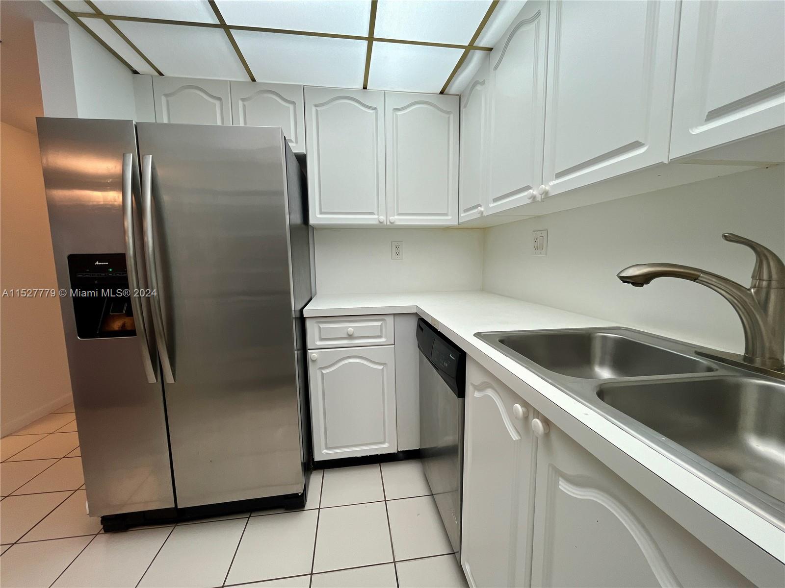 1717 N Bayshore Dr # 3242 Unit: A-3242