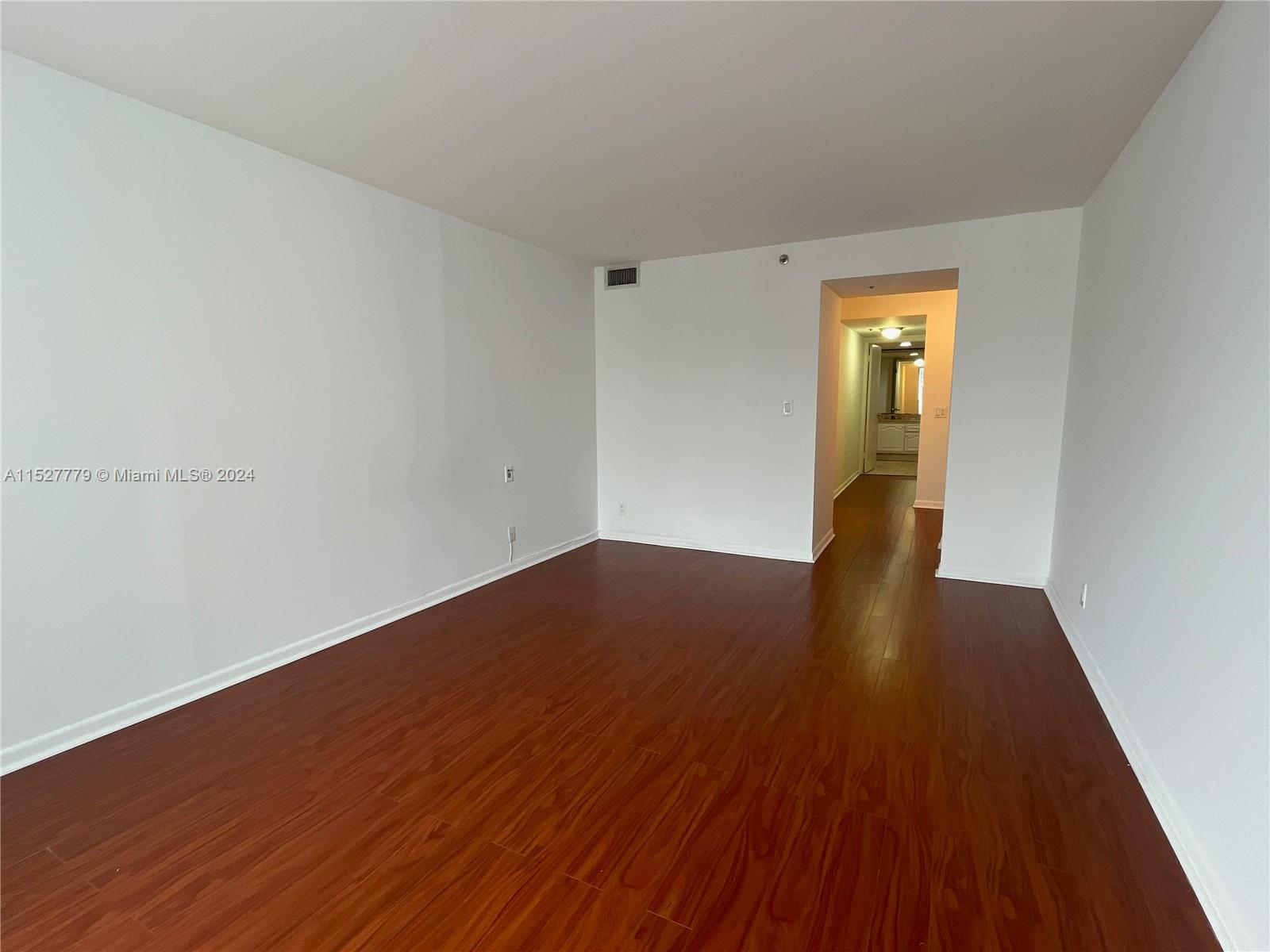 1717 N Bayshore Dr # 3242 Unit: A-3242