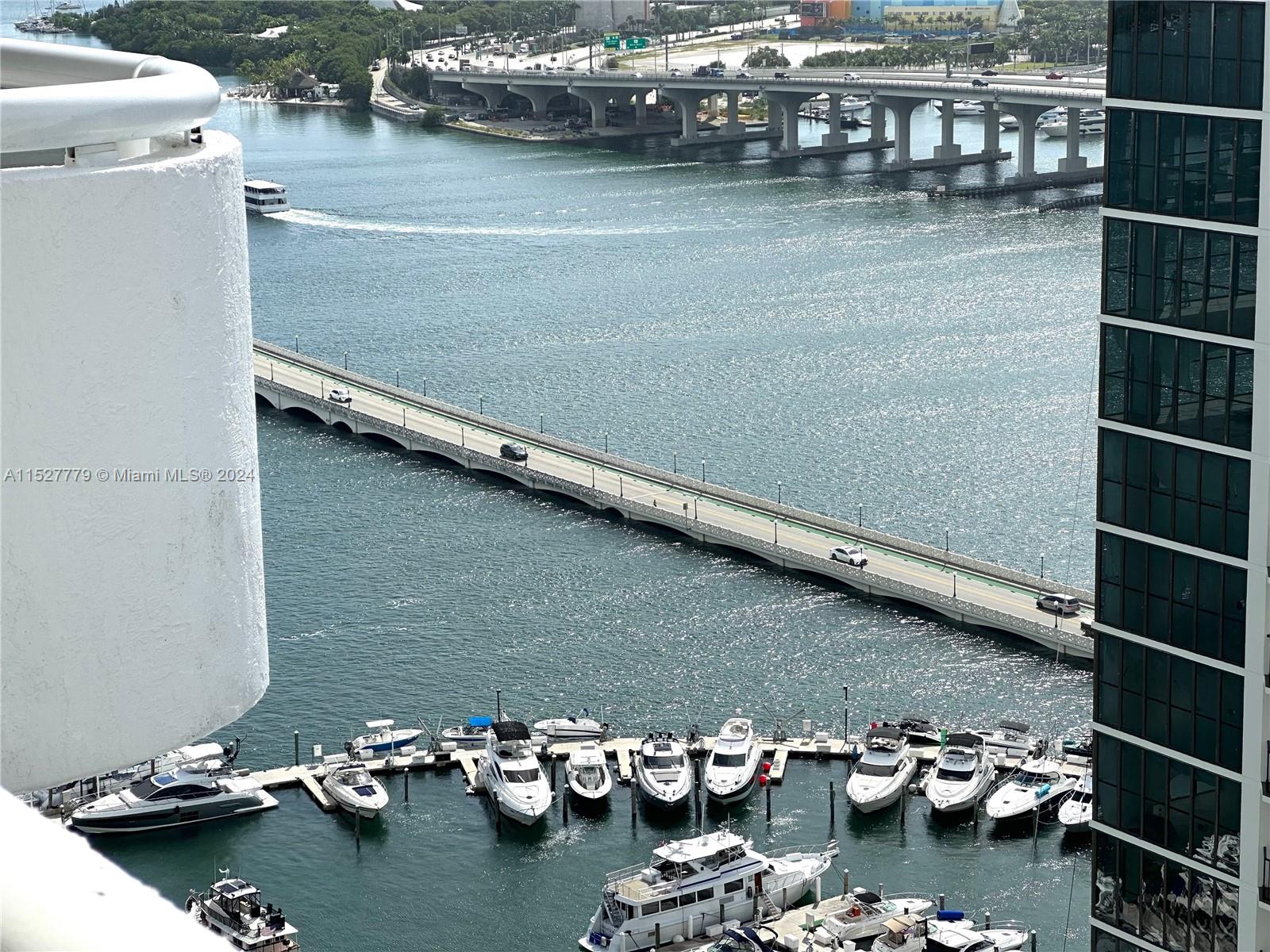 1717 N Bayshore Dr # 3242 Unit: A-3242