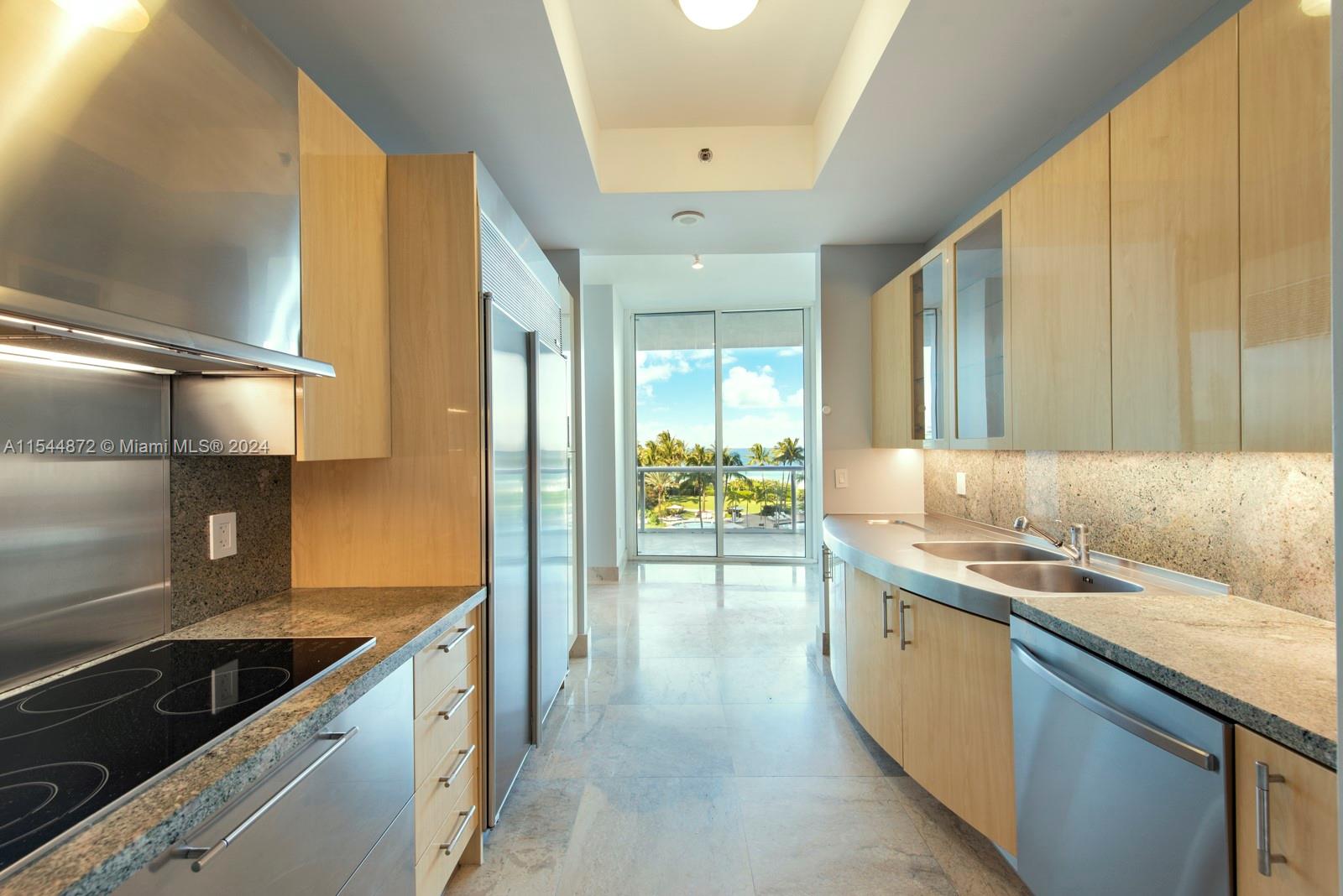 100 S Pointe Dr # 506
