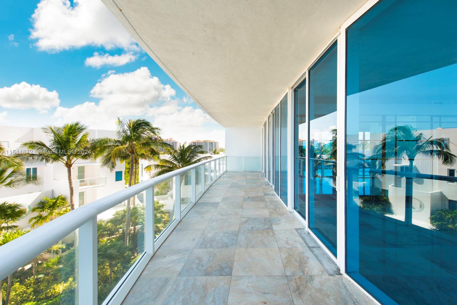 100 S Pointe Dr # 506