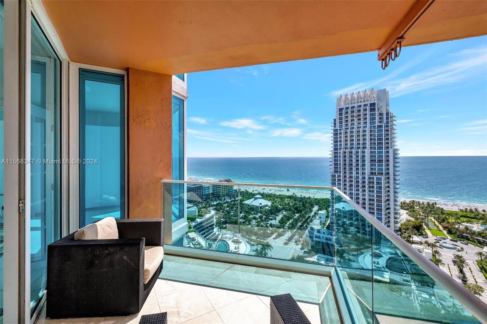 300 S Pointe Dr # 2606