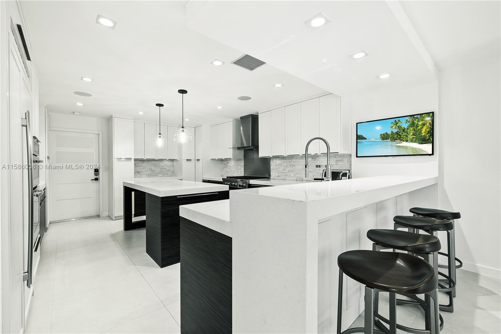 314 Seven Isles Dr