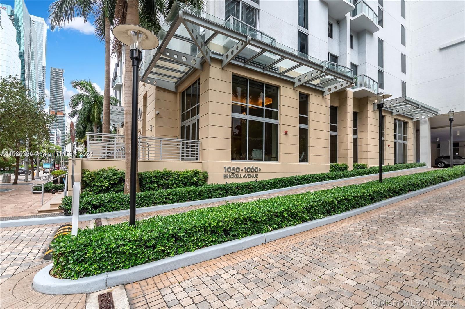 1050 Brickell Ave # 606