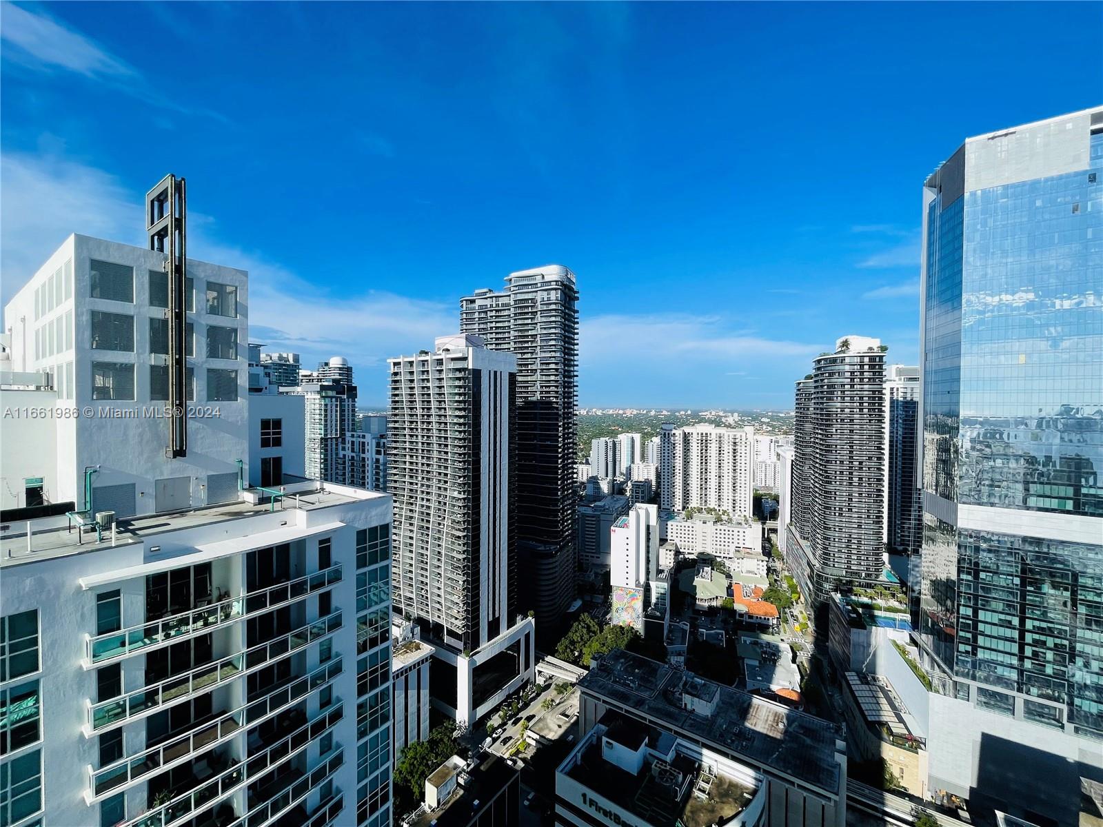 950 Brickell Bay Dr # 4400