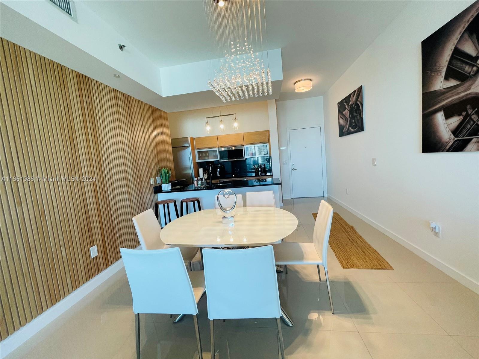 950 Brickell Bay Dr # 4400
