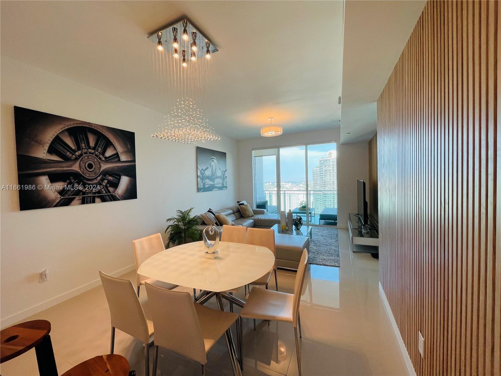 950 Brickell Bay Dr # 4400
