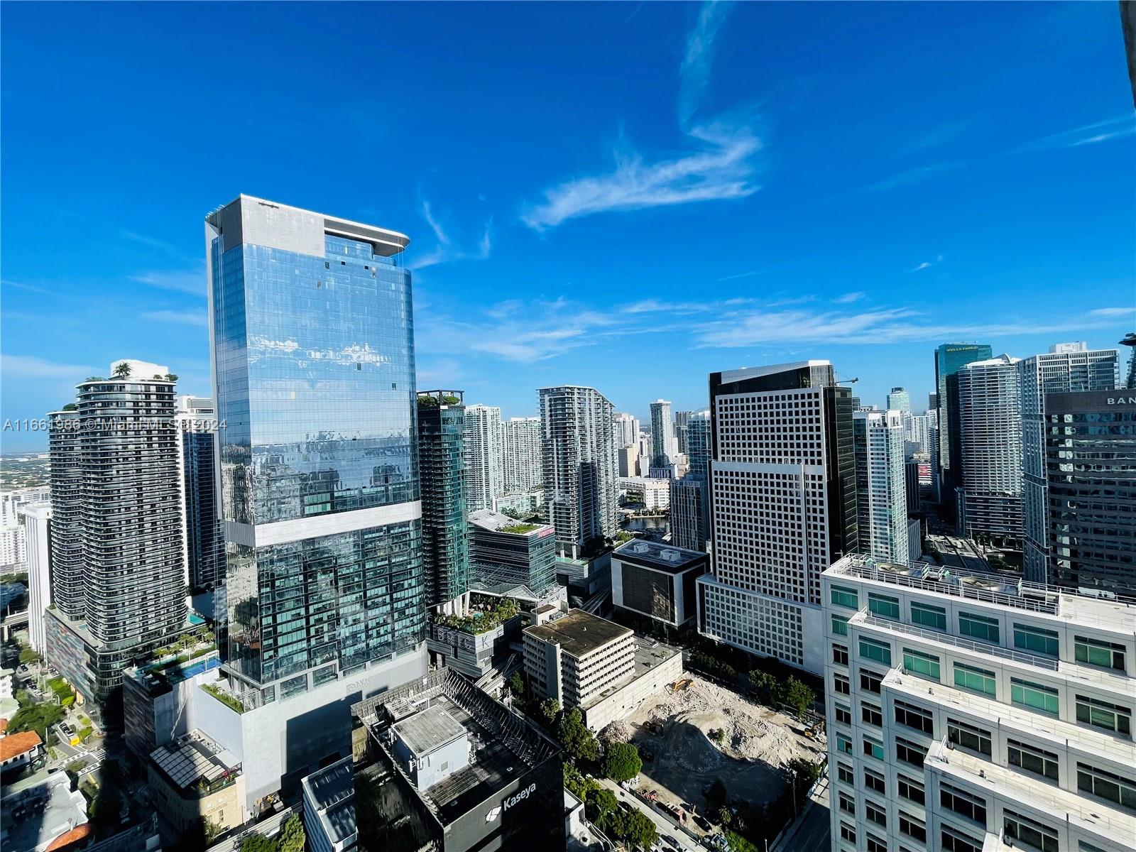 950 Brickell Bay Dr # 4400