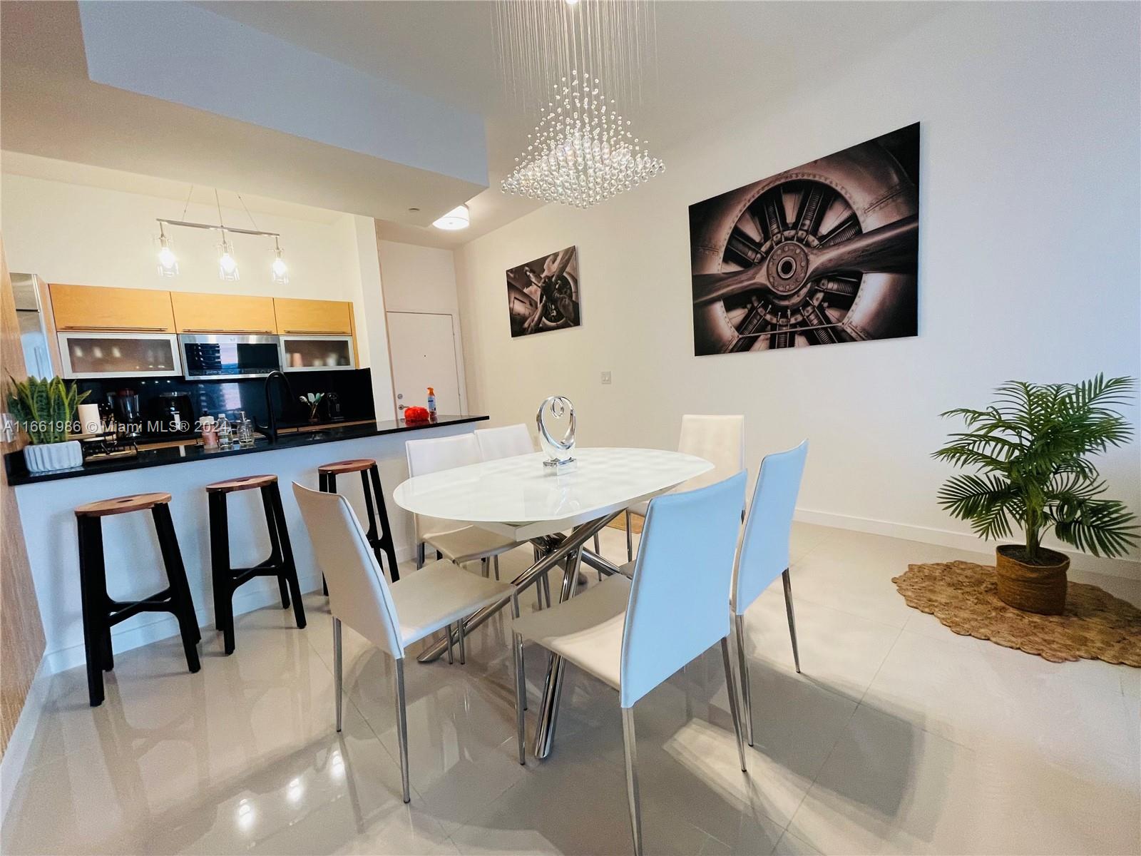 950 Brickell Bay Dr # 4400