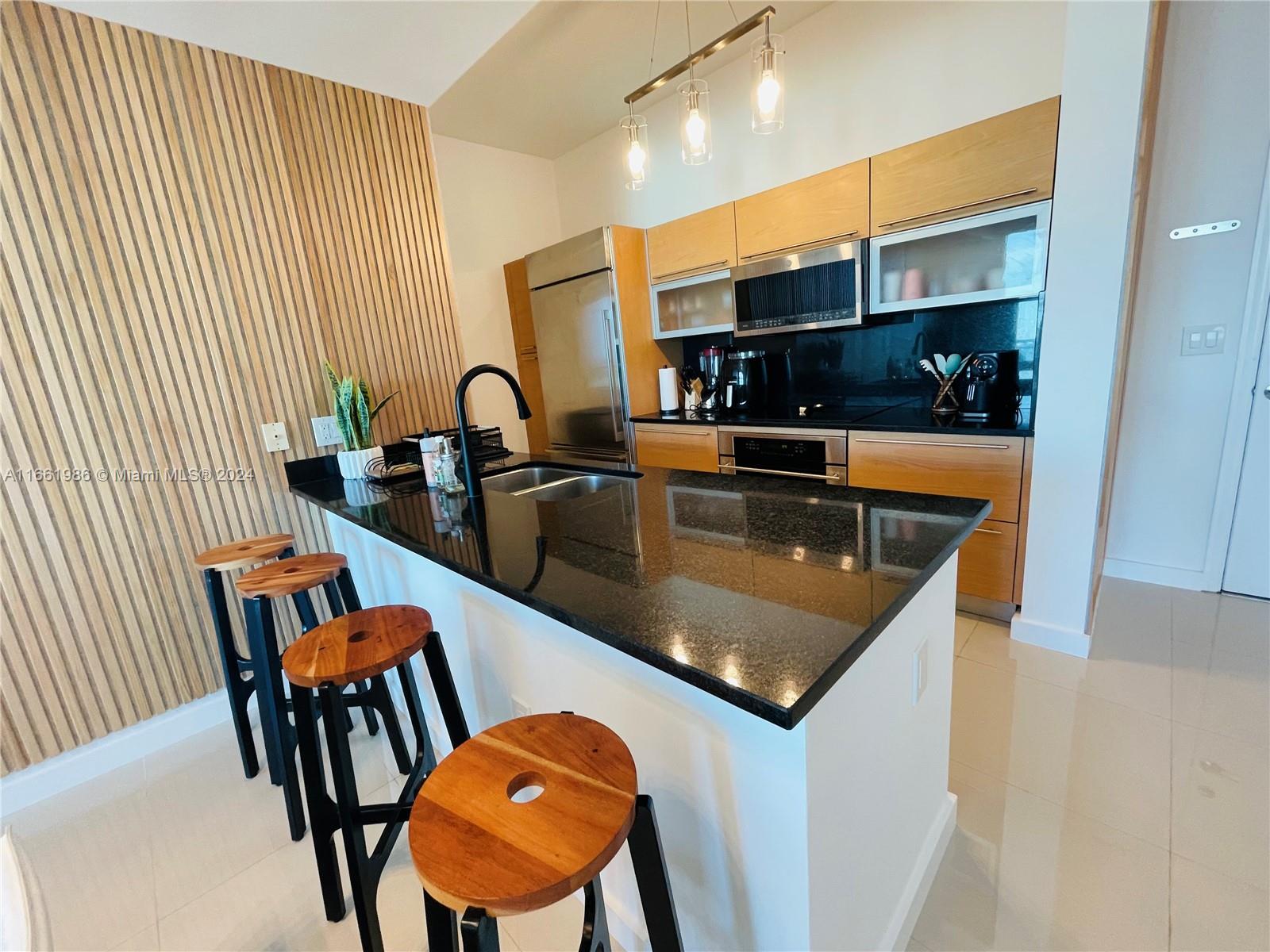 950 Brickell Bay Dr # 4400